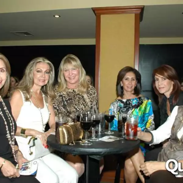 Desfile Elda Watanabe