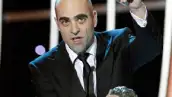 La cinta fue la gran triunfadora del cine español con ocho estatuillas, entre ellas la de mejor película, mejor director y mejor guión adaptado.