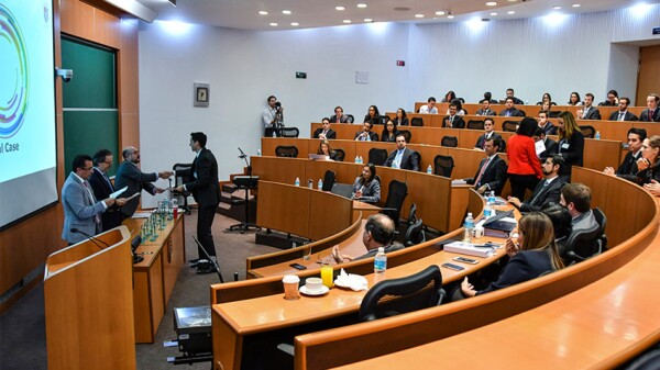 Alumnos demuestras sus capacidades para ser reclutados