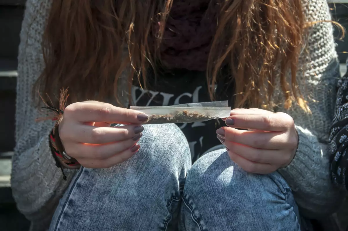 Las mujeres presas señalan que una de sus motivaciones para entrar al traslado de drogas es la falta de recursos.