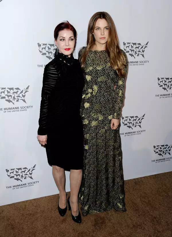 priscilla-presley-nieta