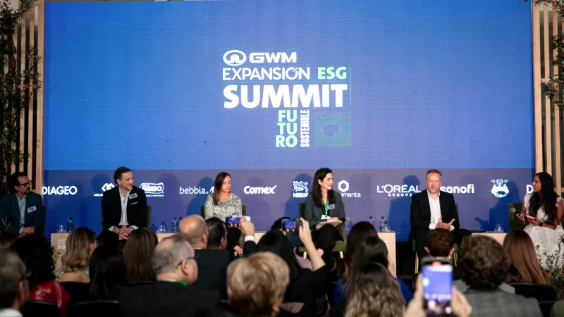 Las empresas buscan disminuir su huella digital 