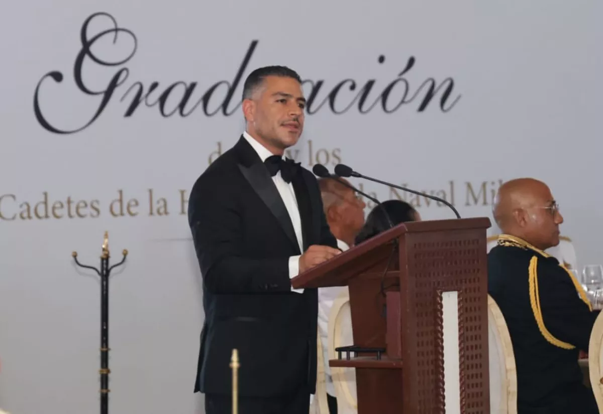 Omar García Harfuch, padrino de graduación de la Heroica Escuela Naval Militar