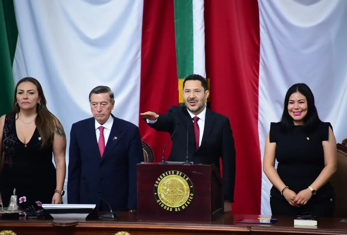 toma de protesta Martí Batres