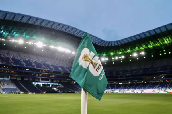 Las marcas se juegan multas de hasta 30 millones de pesos por colgarse del Mundial