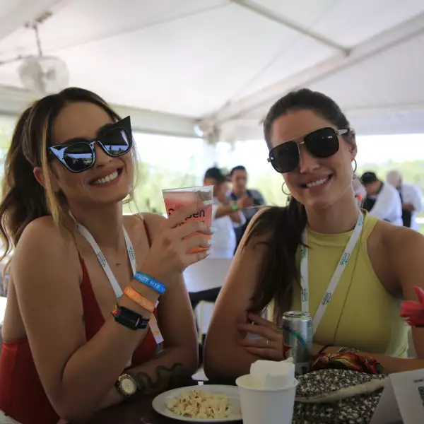 Rania Lara y Ana Luisa Bernardi 