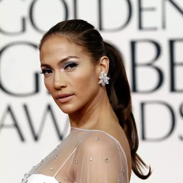 Jennifer Lopez. La actriz y cantante puertorriqueña tiene como patrimonio 255 millones de dólares.