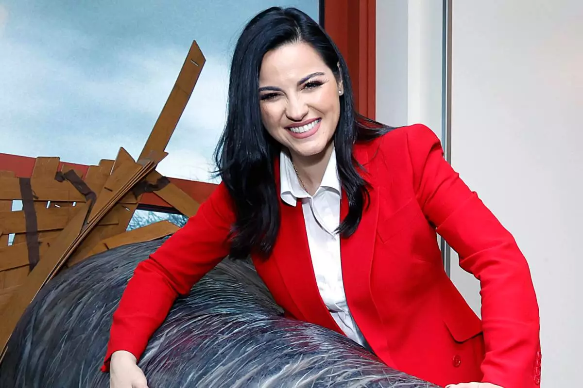 maite-perroni (1).jpg