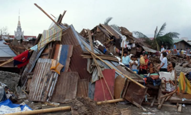 El tifón Haiyan hizo estragos en la parte sur de Filipinas, con vientos máximos que superaban los 300 kilómetros por hora. (Foto: Getty Images)