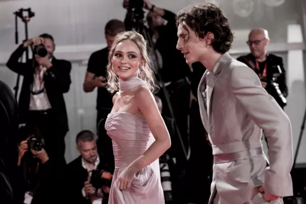 Timothée y Lily Rose