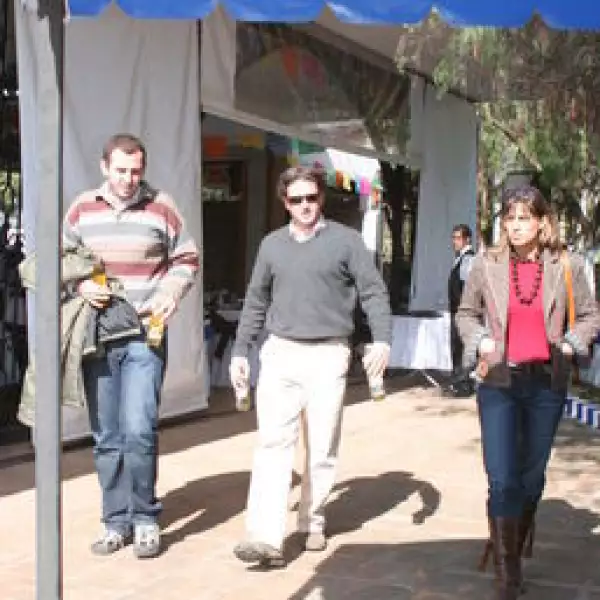 Alfonso Lara, Ramon López, Paola Claiss