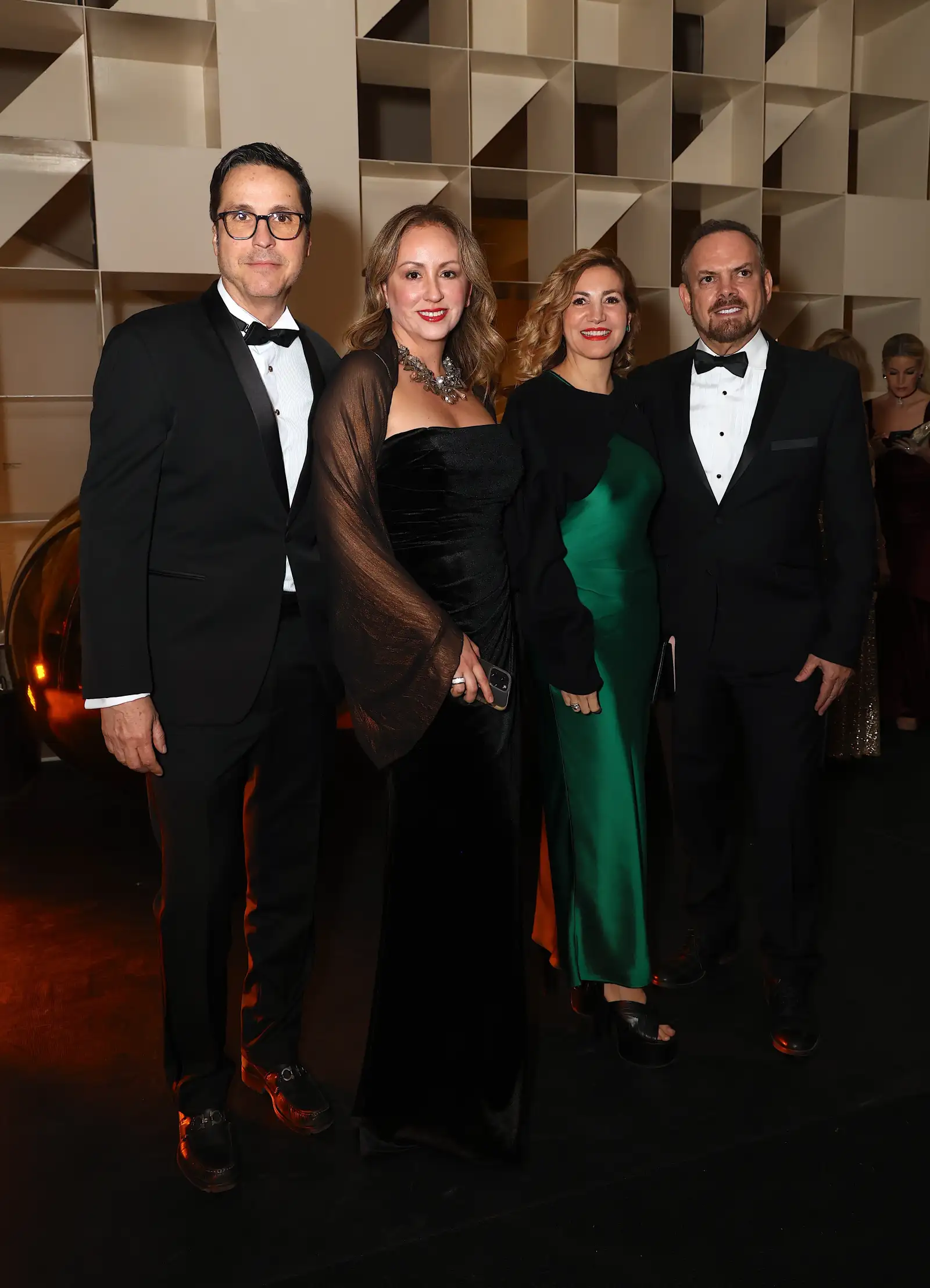 Jorge González Mogas y Vero Sánchez con Sofía de la Garza y B