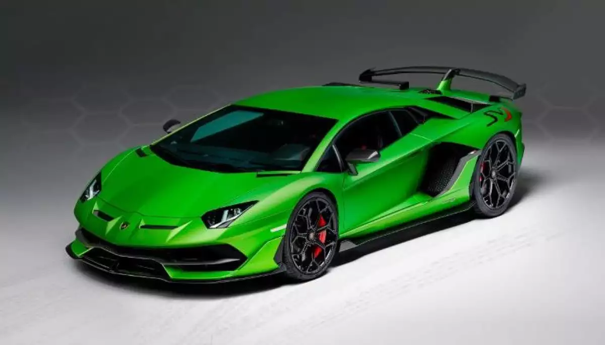 Lamborghini mejora su superdeportivo Aventador