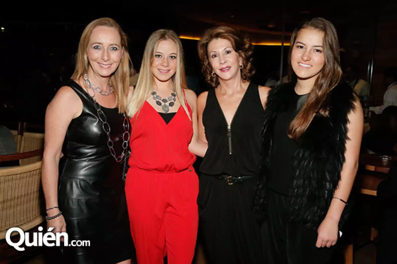 Pia Ezquerra,Isabel Fernández,Inés Valencia y Ana María Fernández
