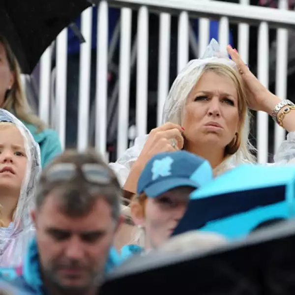 La pequeña princesa Ariene y la princesa Máxima de Holanda estuvieron en las gradas de la competencia ecuestre.