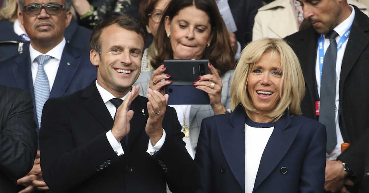 Cuántos Años Le Lleva La Mujer A Macron