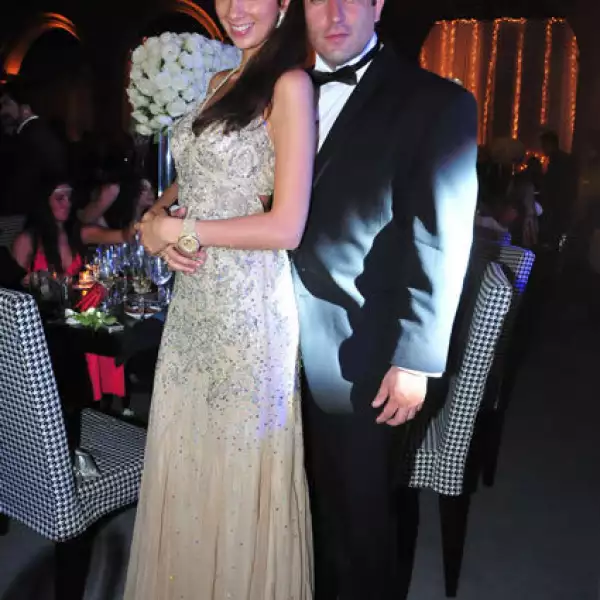 Nicole Abraham,Rodrigo de León