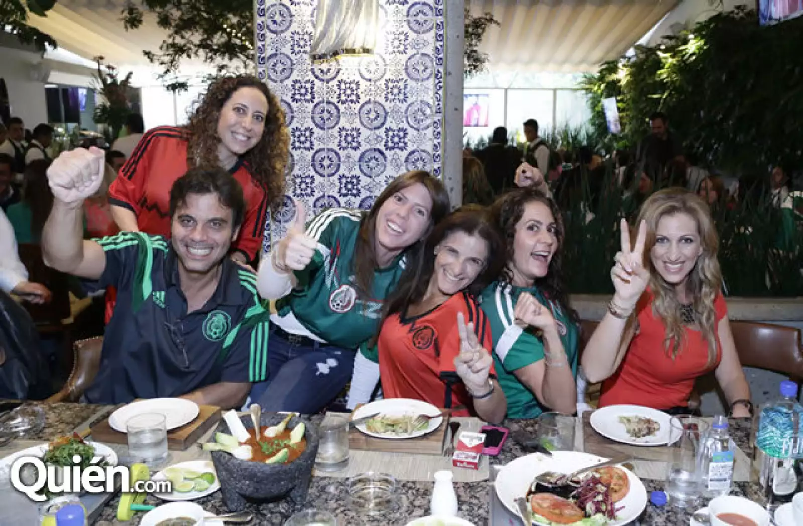 Isaac Cherem,Adela Dayan,Alegra Cherem,Pola Cherem,Yemi Cherem,Karen Hanono