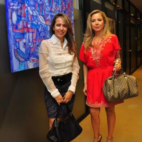 Liliana Pasini,Amparo Ochoa