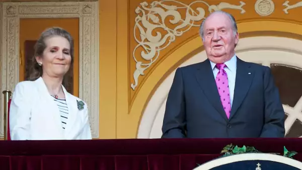 King Juan Carlos Attends 'Corrida de la Beneficencia' Bullfights
