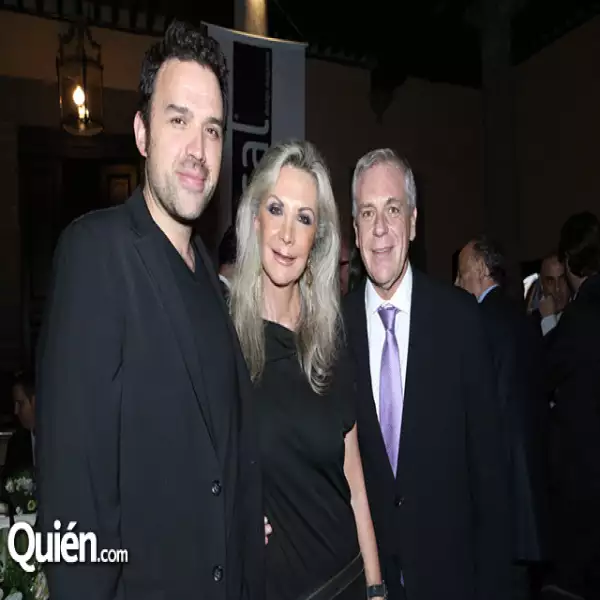 Fernando Rovzar,Gina Díez Barroso,Abraham Franklin