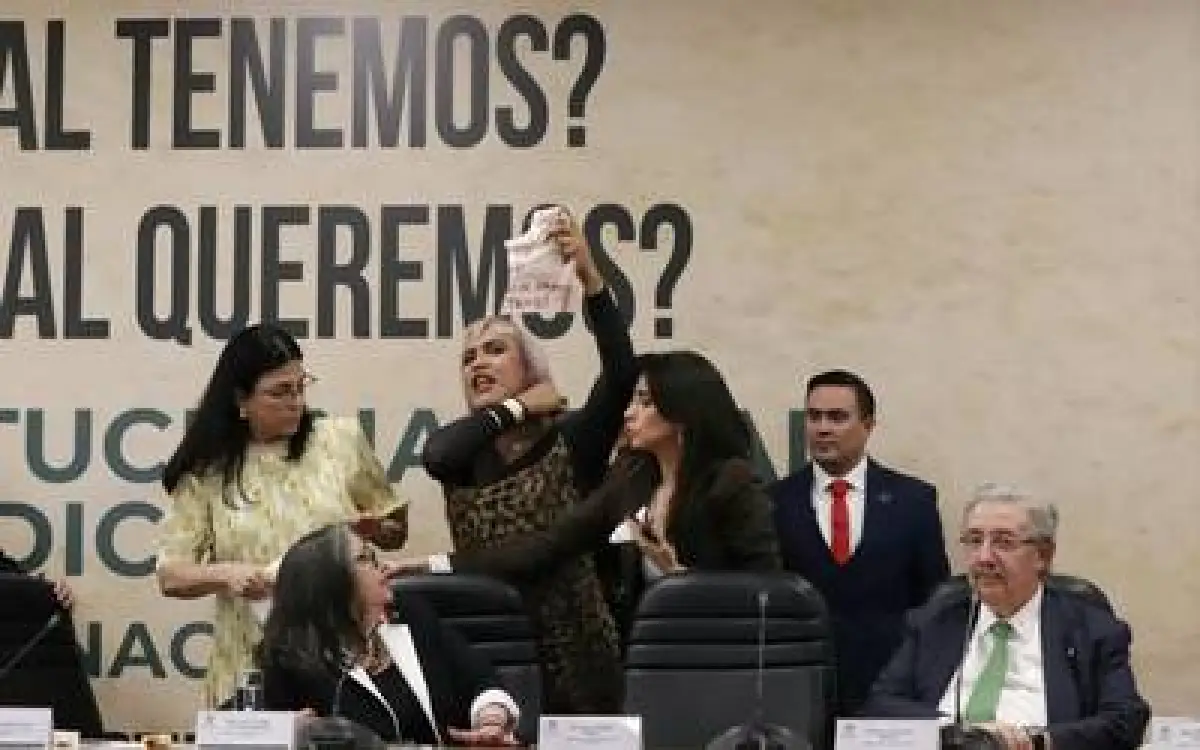 maría clemente.jpeg