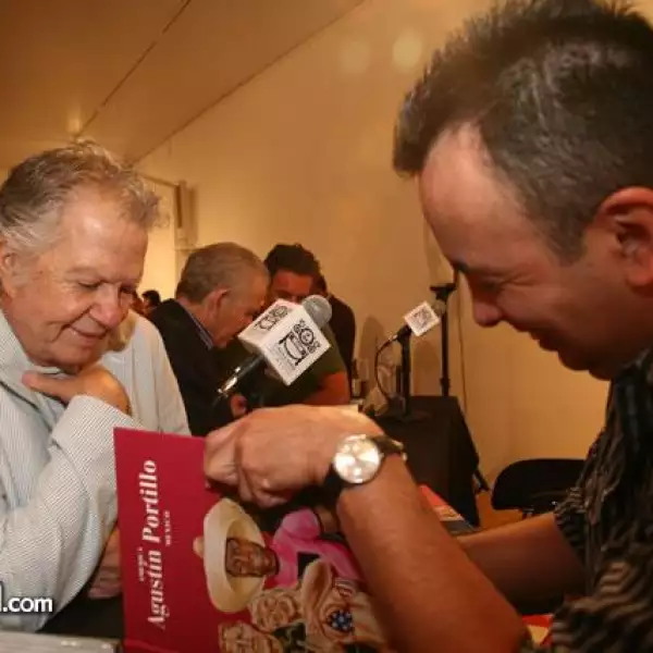 José Sacal,Agustín Portillo