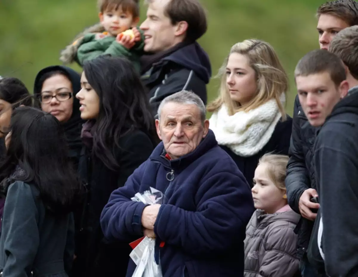 El Duque de Edimburgo abandonó el hospital en el que permaneció internado desde el viernes de la semana pasada.