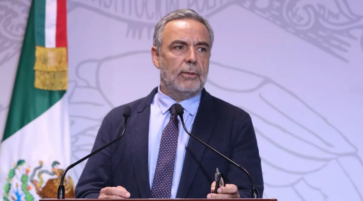 Diputados van por corregir 'errores' y en recorte a universidades y carreteras 