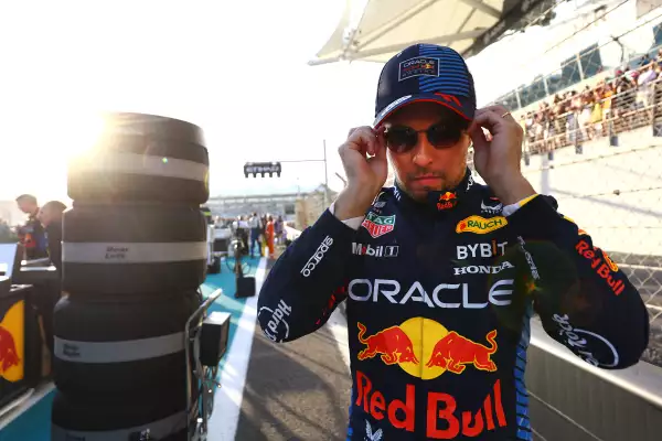 La presencia de Checo deja un espacio vacío en el corazón del Mexico GP.