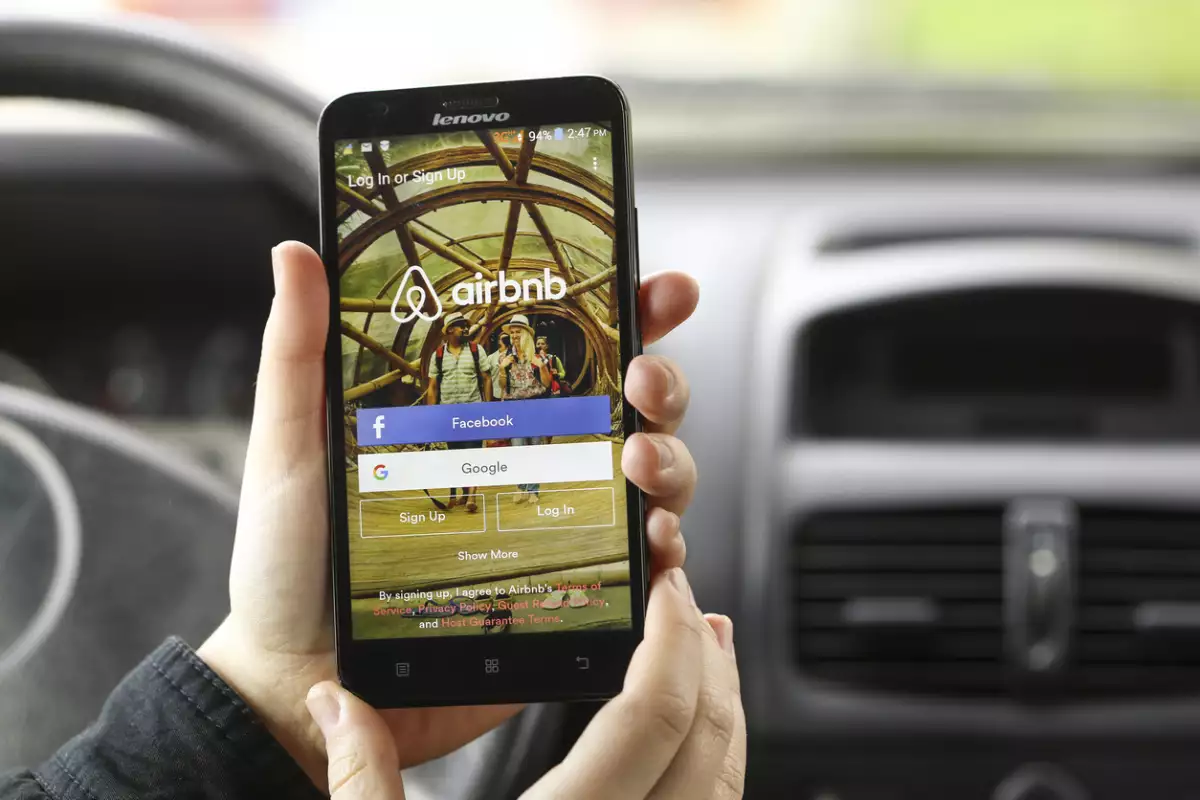 Airbnb