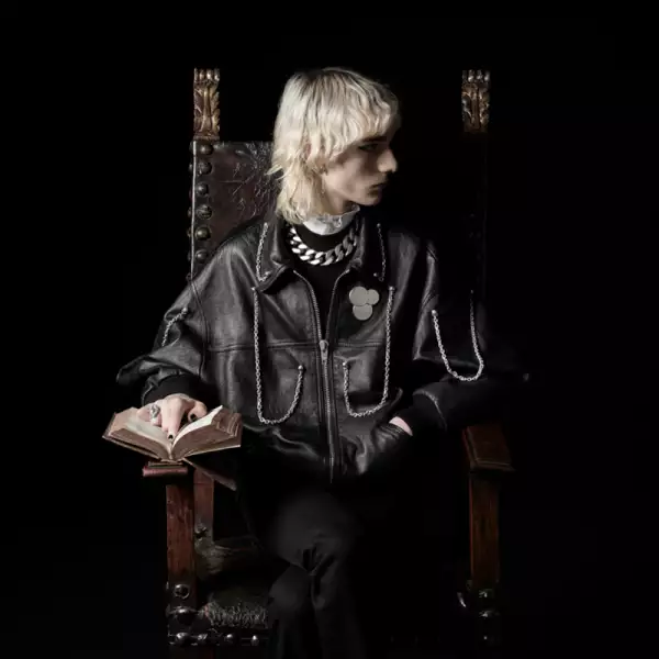 Foto: Celine, Celine Homme "Teen Knight Poem" FW21