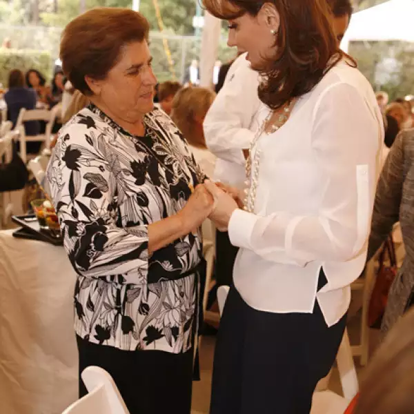 Sor Salud,Angelica Rivera