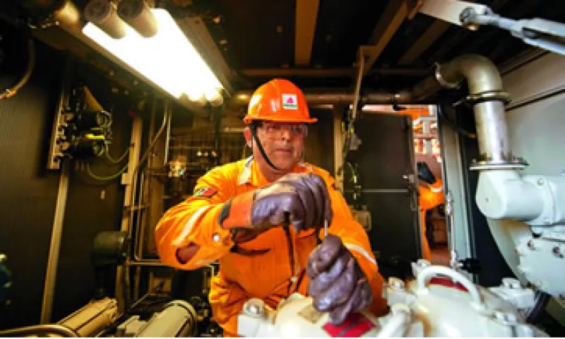 Pemex espera cerrar el 2011 con una producción promedio de 2.6 bdp. (Foto: Especial)