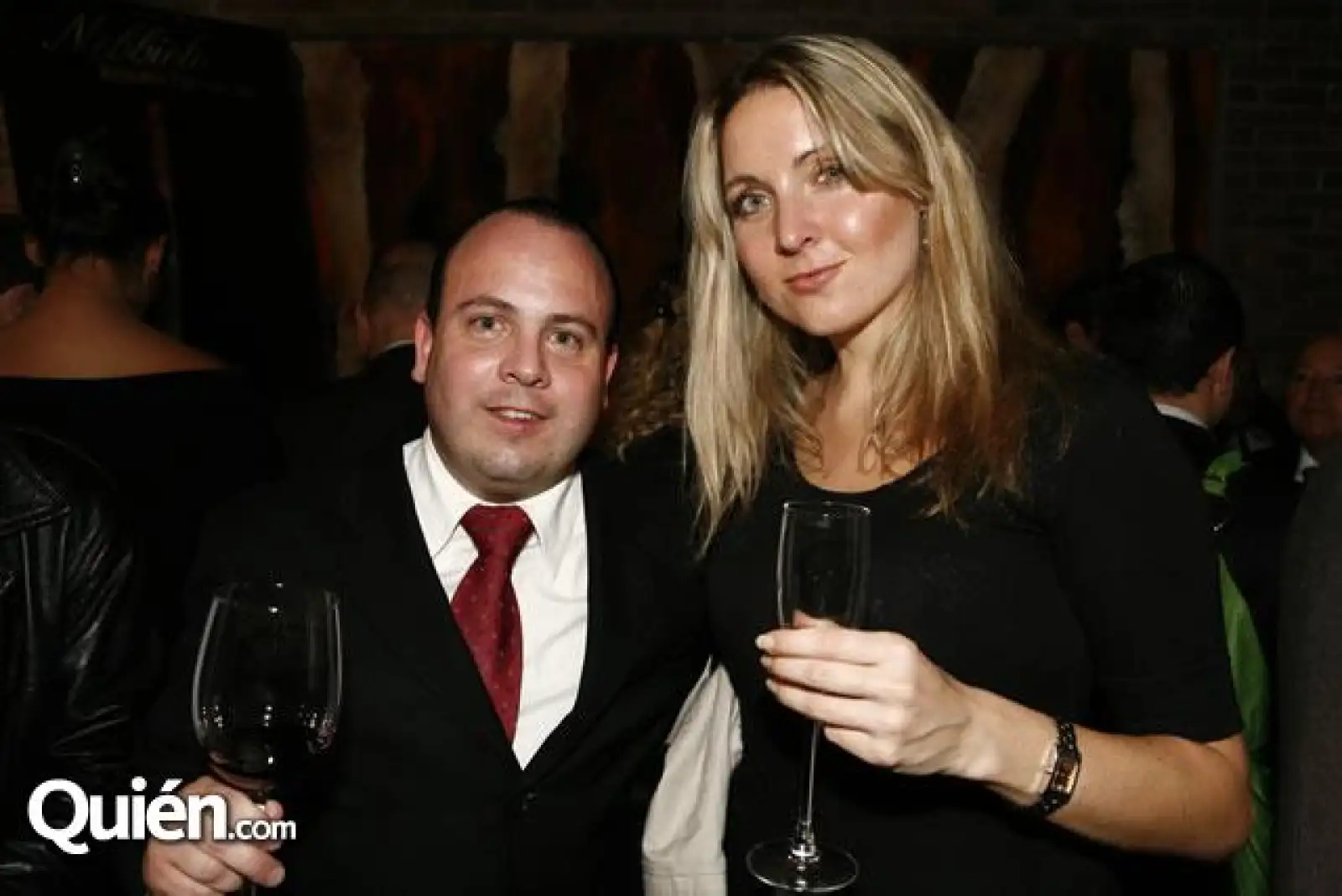 Jorge Aduna,Yana Zhirova