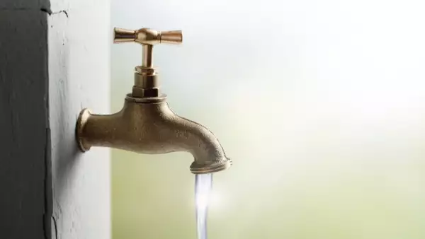 Sin agua.