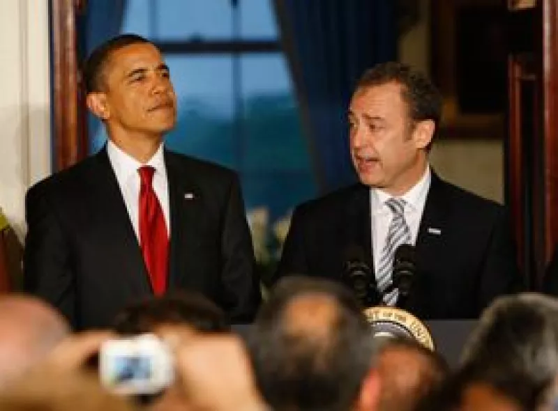 El presidente de EU reiteró a México su apoyo para superar el momento difícil que enfrenta; el embajador mexicano en ese país agradeció al mandatario su apoyo ante la epidemia de influeza humana.