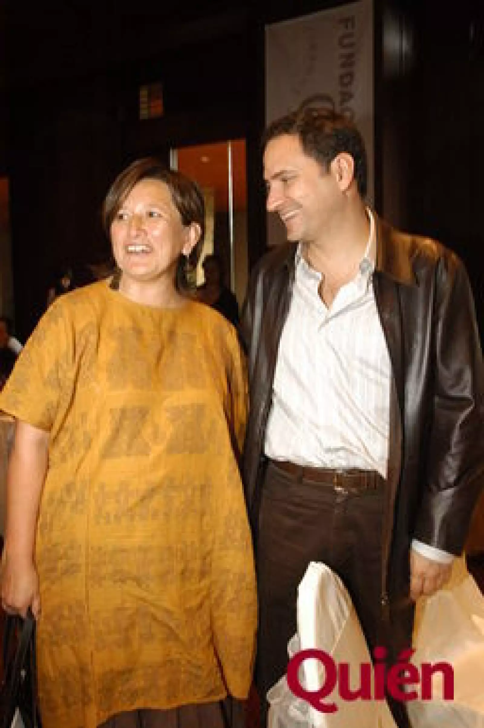 Xochitl Galvez, Alejandro Soberon