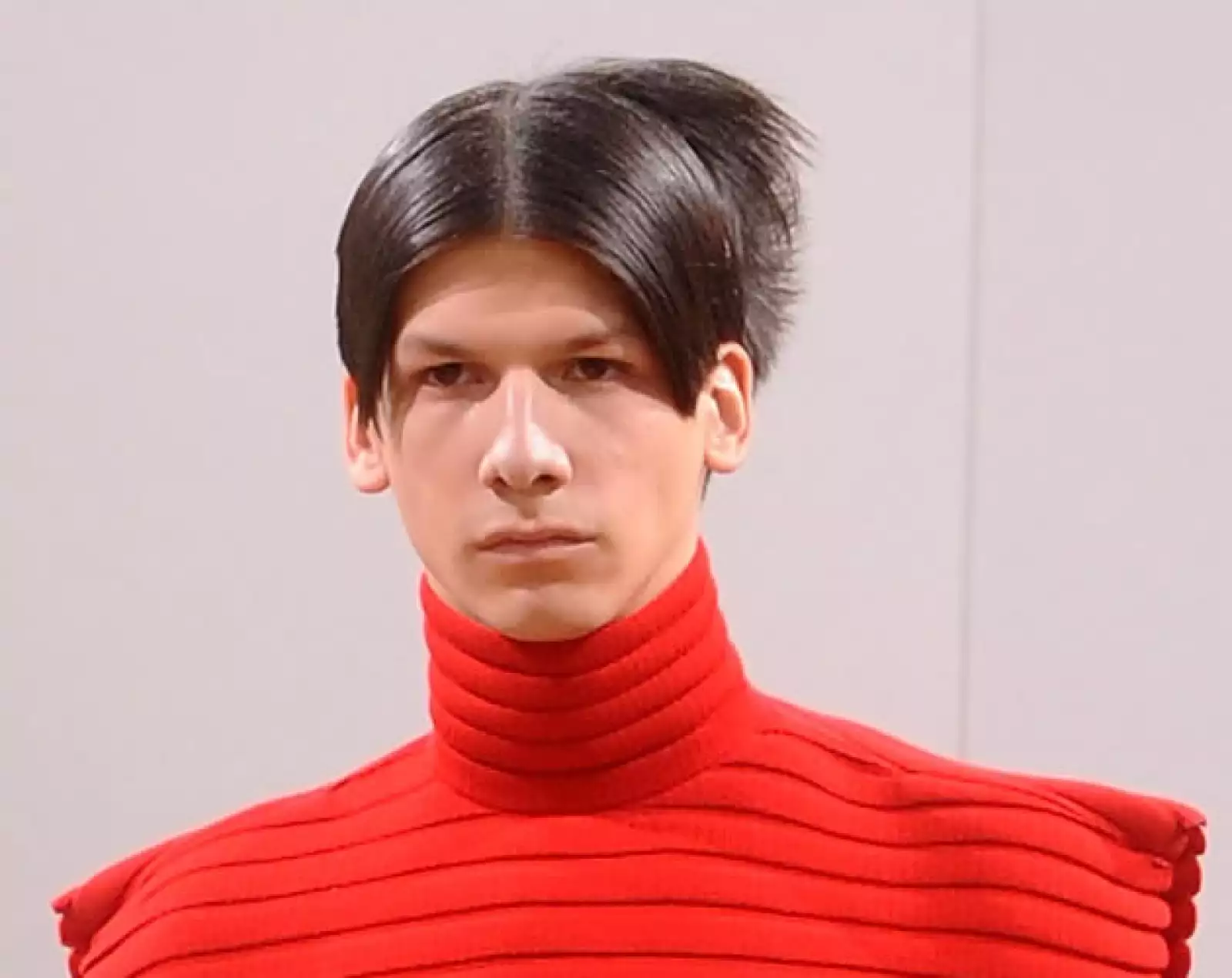 ¿Te acuerdas de Alfalfa de "La Pandilla"? Bueno, si tu pelo hace referencia a su estilo, vas por el camino equivocado. Es más, puede ser que ya te hayas perdido en ese camino.