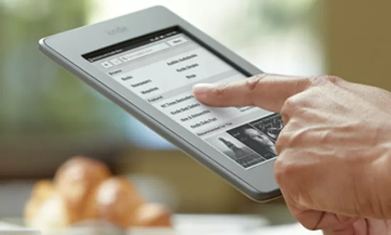 Las cifras de las ventas incluyen al ‘tablet’ Kindle Fire y a todas las versiones de los lectores electrónicos Kindle. (Foto: Cortesía Amazon)