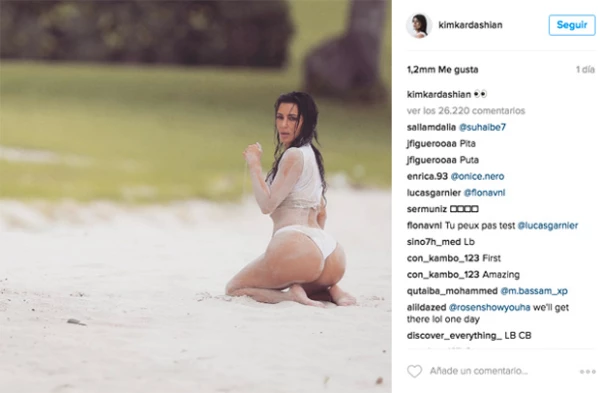 Su derrière también dejó al descubierto.