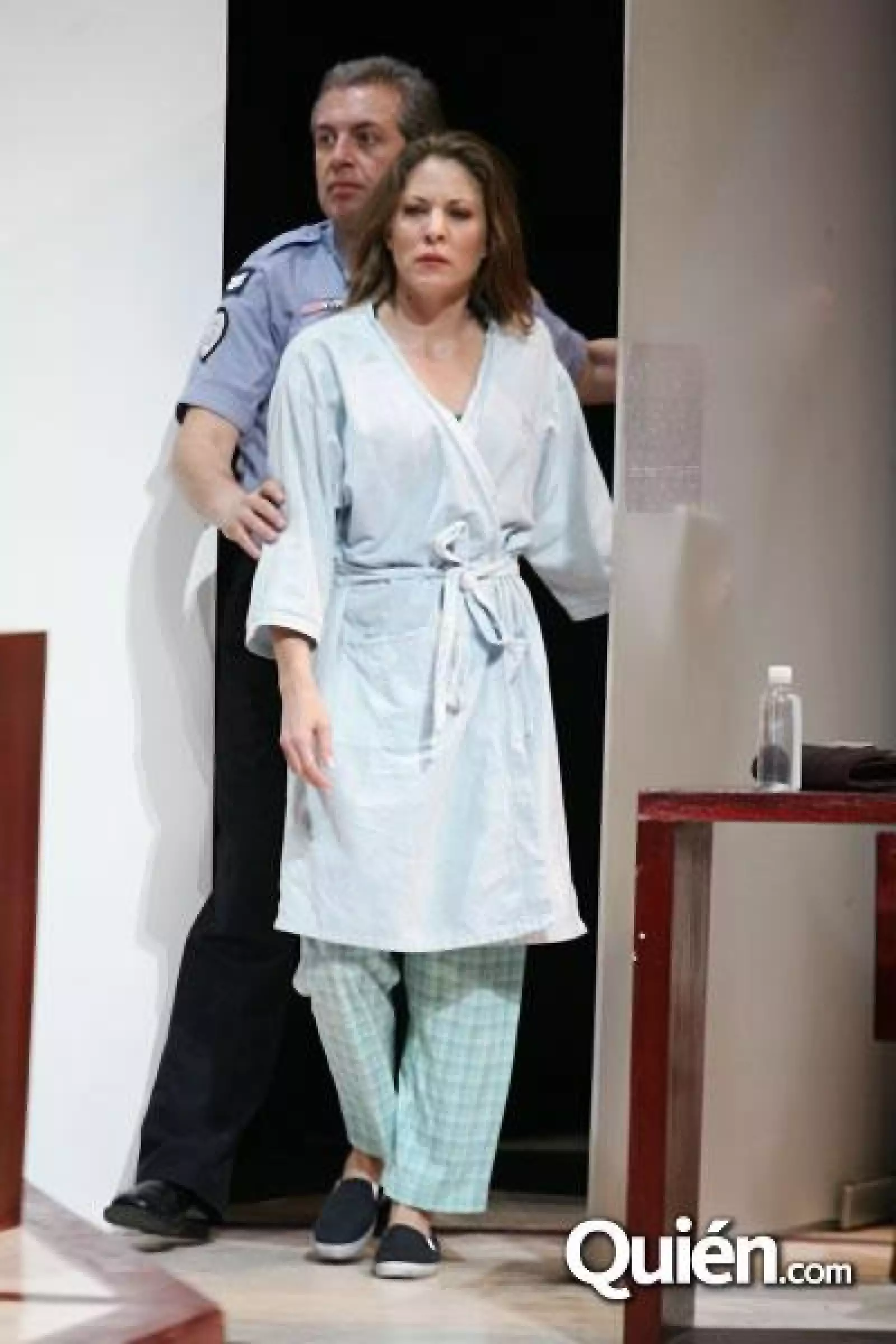 Obra de Teatro Claudia Me Quieren Volver Loca