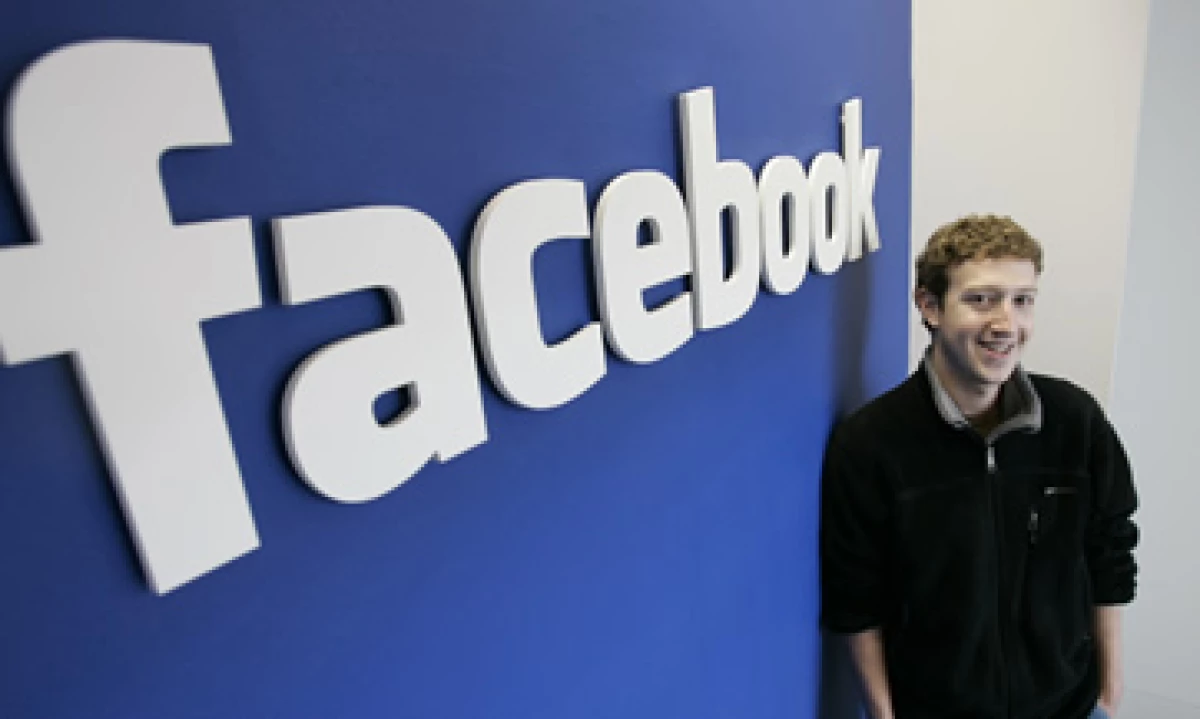 Facebook dijo que los ingresos de su división móvil representaron 53% del total. (Foto: Archivo)
