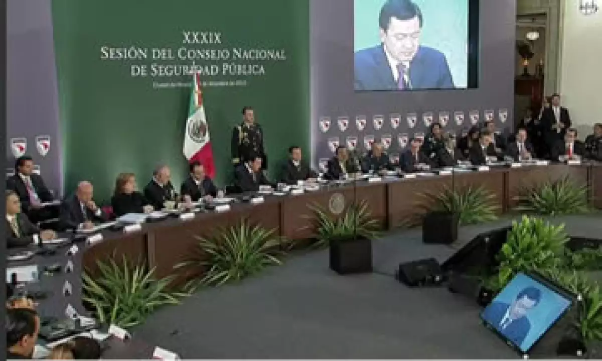 Los integrantes del Consejo Nacional de Seguridad Pública durante su sesión 39, este viernes (Foto: Twitter/@SEGOB_mx )
