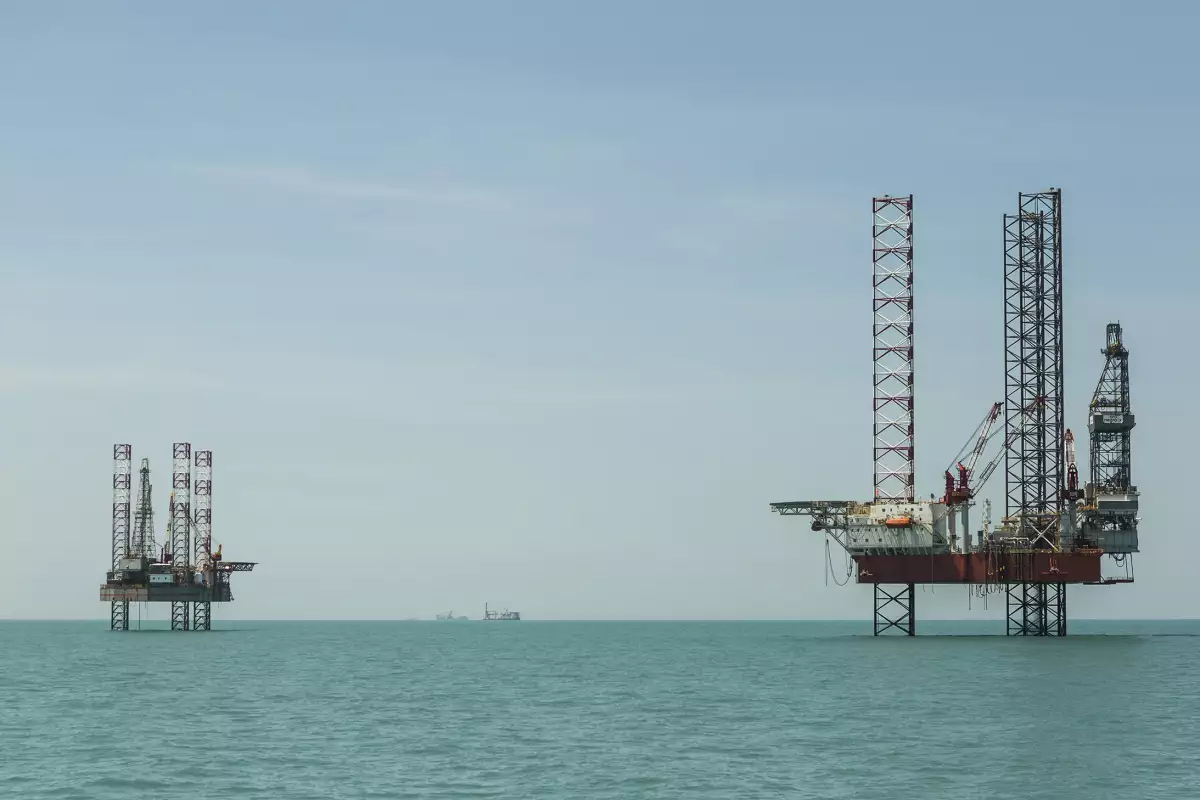 Pemex necesita asociarse con empresas privadas en algunos proyectos de exploración y producción.