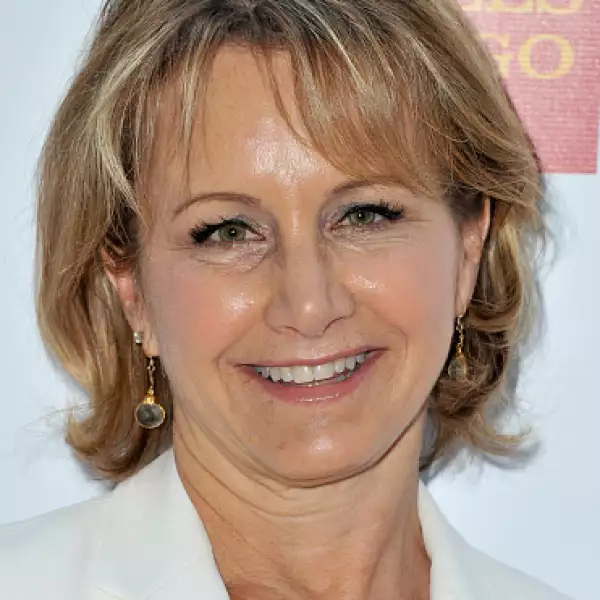 Gabrielle Carteris era Andrea Zuckerman.