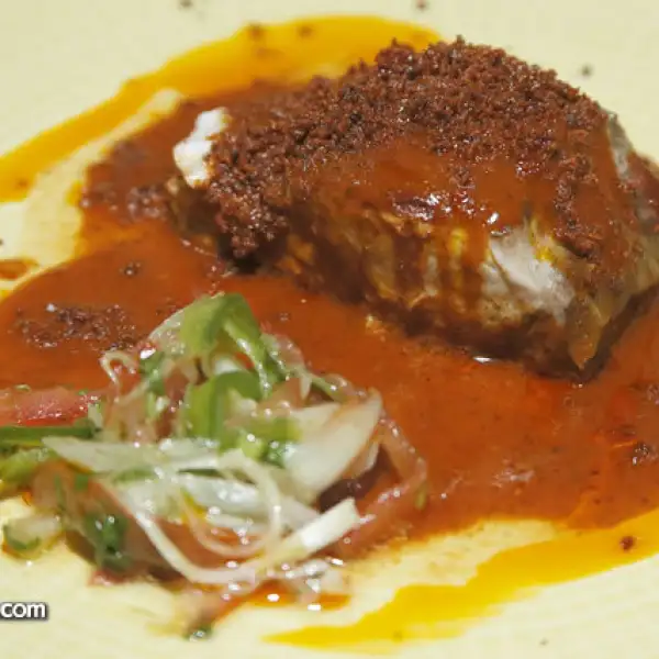 Tikin Xic (pescado al guajillo)