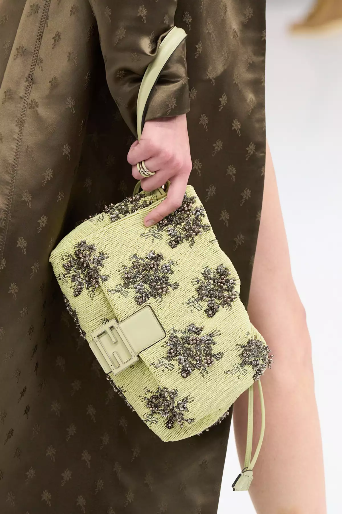 Fendi clp S25 055.jpg