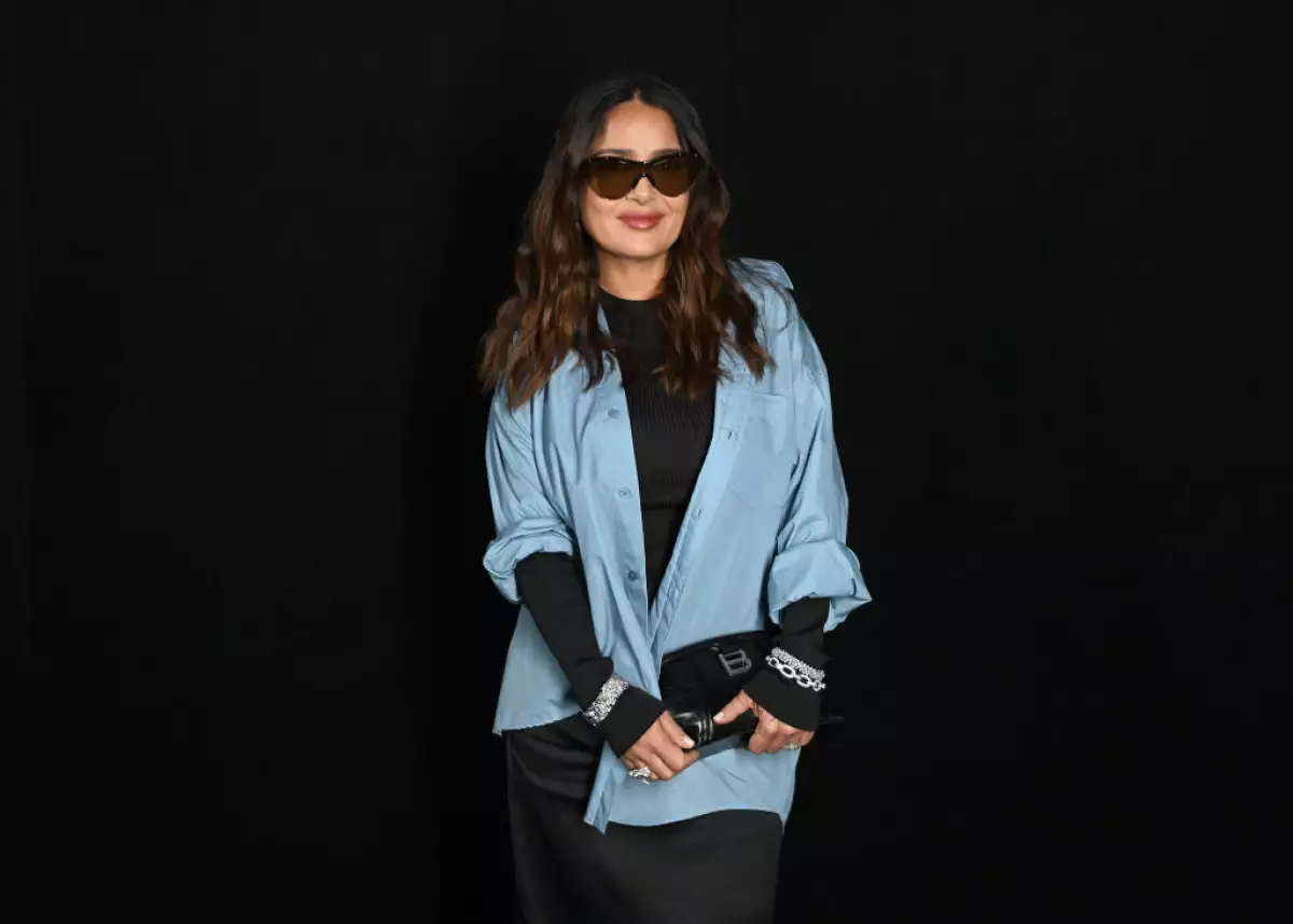 Balenciaga : Photocall - Paris Fashion Week - Womenswear F/W 2022-2023
