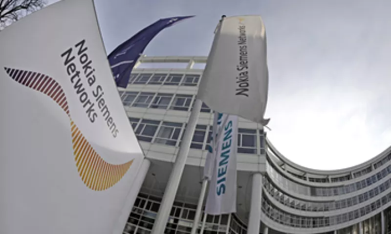 Unos 1,900 empleados de la sociedad serán transferidos a la nueva empresa. (Foto: AP)